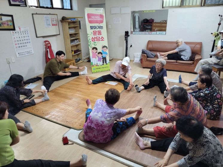 고양시, 동네서 누리는 건강한 노후…일상에 스며드는 통합 돌봄 서비스 실현