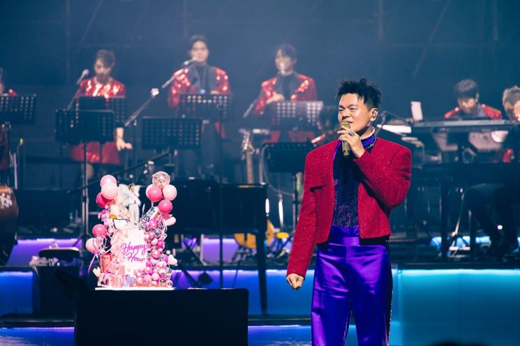 '딴따라' 박진영 "6년 뒤 환갑잔치…최고의 무대 보여주겠다"