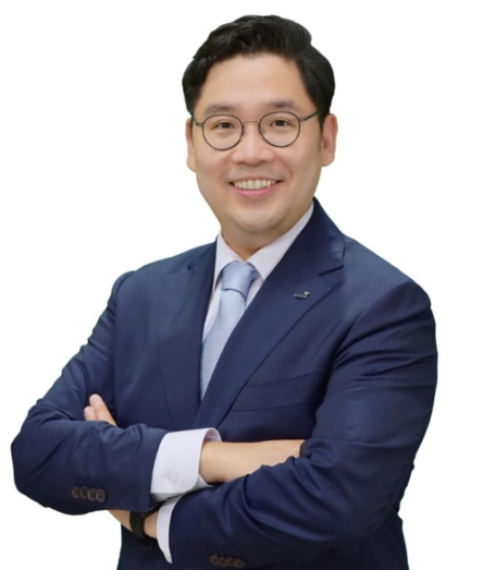 교보생명 '오너 3세' 신중하 상무, 그룹 AI 전환 총괄한다