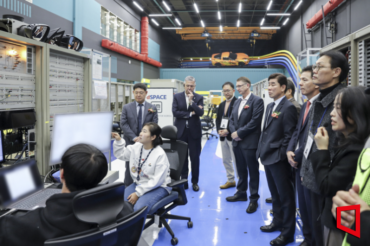 한국GM "국내 4400억 투자" 철수설 일축…노조 "수입차 회사 전환"(종합)