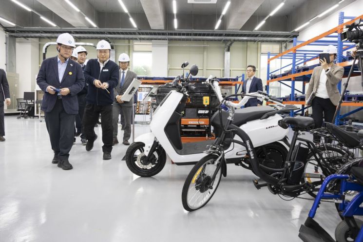 기후부, 배터리 순환 이용 산업 활성화 모색