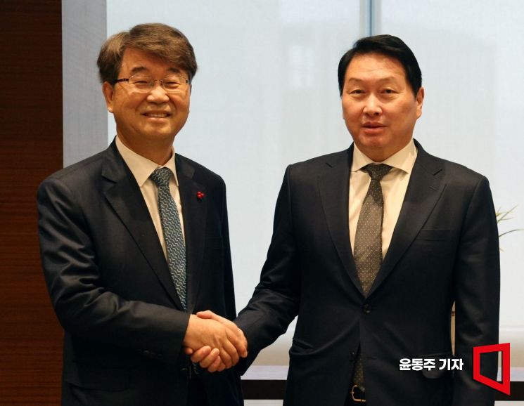 최태원 "노사관계는 한솥밥·한식구"…김지형 "파이 키우는 파트너십 필요"