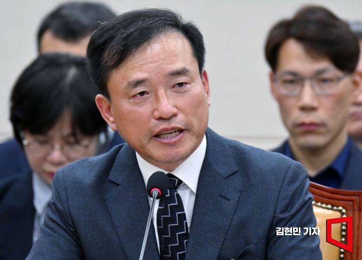 과방위, 김종철 방미통위원장 후보자 인사청문보고서 채택