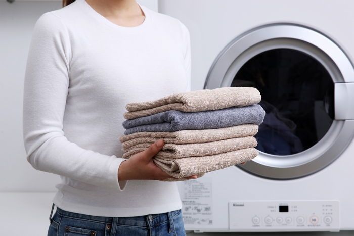 빨수록 뻣뻣해지는 수건 이상했는데…"세탁 할 때 '섬유유연제' 넣지 마세요"