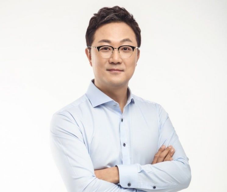 '동물농장 아저씨' 성우 안지환, 건강상 이유로 활동 중단