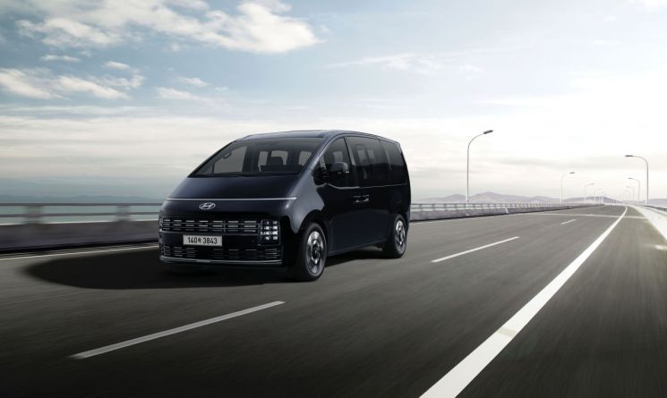 현대차, 부분변경 스타리아 출시…HEV 3617만원부터