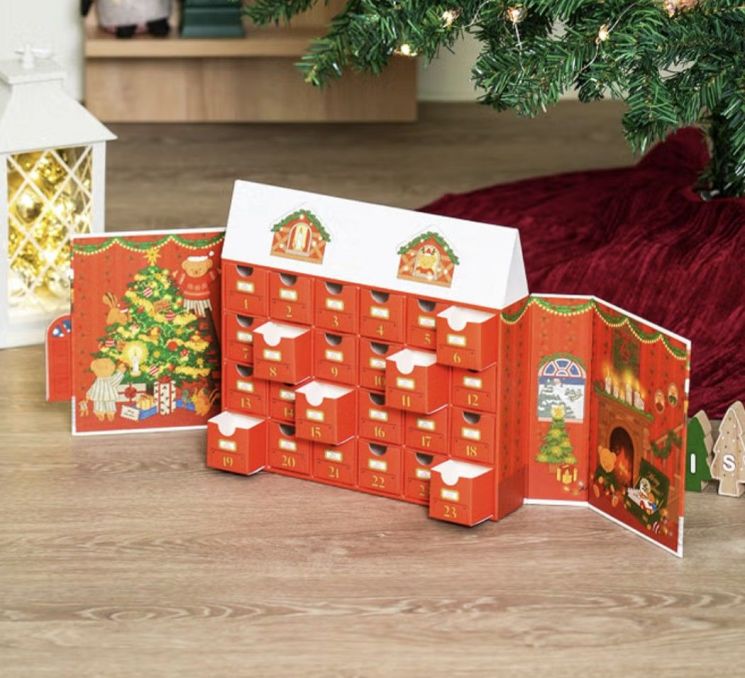 애들 연말 선물 사러 갔다가 '주춤'…"장난감 목걸이가 10만원이 넘네"