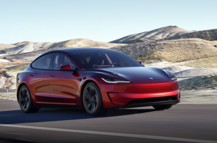 덜 안전한 차가 더 잘 팔린다? 판매2위 모델3, 안전도 4등급