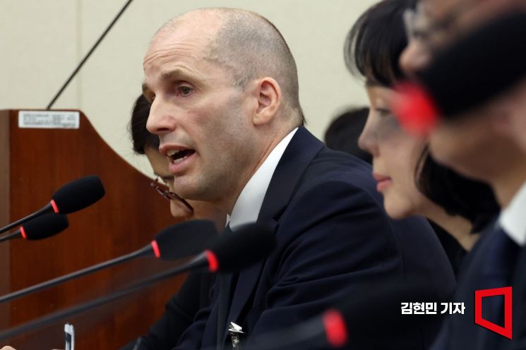 쿠팡 자체 기습 발표…정보 유출 정부 조사 시험대