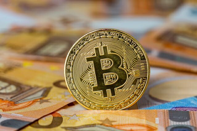 "이번 하락, 과거와 다르다…대공황 전조와 유사" 전문가 경고 빗발치는 비트코인