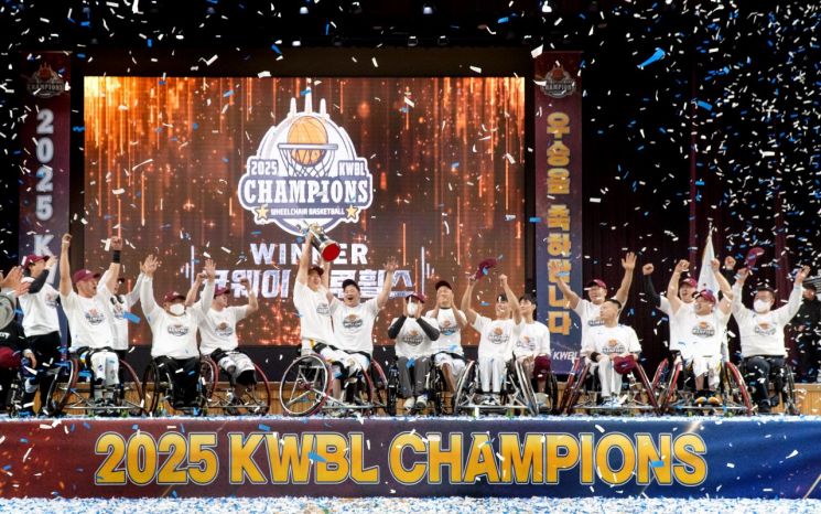 '코웨이 블루휠스' 김영무 감독, 서울시특별시장 표창