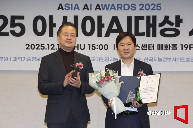 [아시아AI대상]"기업 현장에서 생성형 AI 상용화"…제논, 벤처기업협회장상
