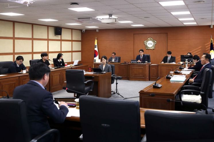 서초구의회, 행정사무감사 결과보고서 채택…189건 의견 전달