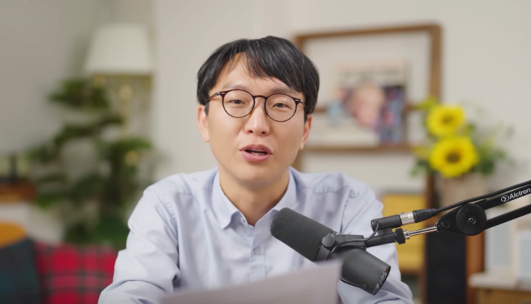 '저속노화' 정희원 "불륜 아냐, 수사기관 통해 사실 밝힐 것"…경찰 수사 착수