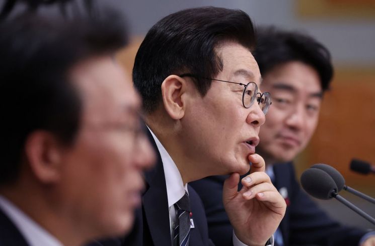 "쿠팡 사태 막자"...정부, 반복 법위반에 최대 100% 과징금·강제조사권 도입 검토 