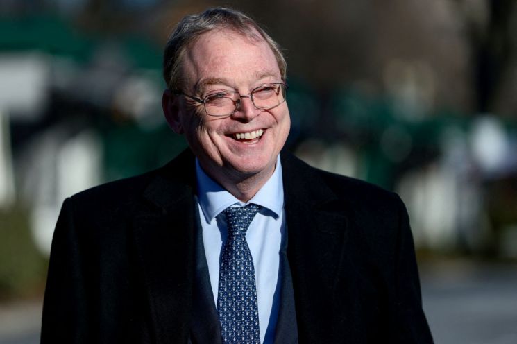 해싯 "Fed, 금리 더 일찍 인하했어야"…관세 정책 옹호