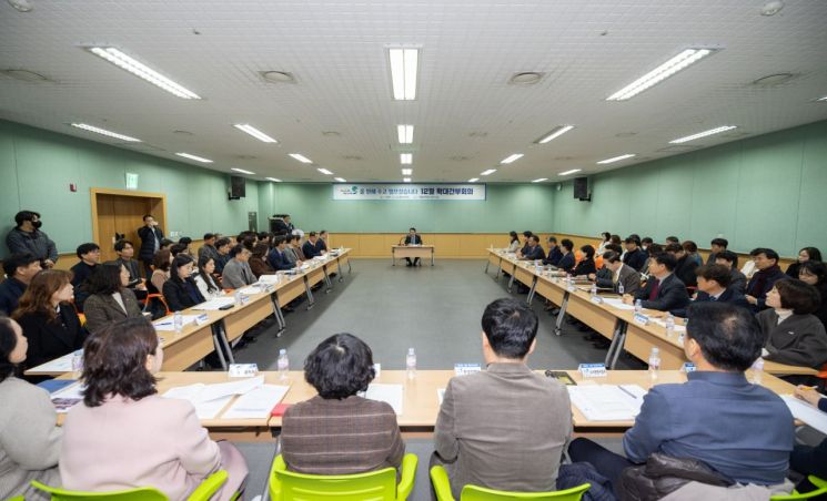 익산시, 확대간부회의 열어…연말연시 행정 점검