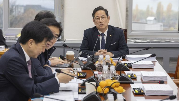 "물가 올라 실질 세부담 커져…'물가연동세제' 도입해야"