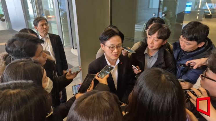 김정관 "내년 1분기 안에 '석유화학 최종 사업재편안' 나올 듯"