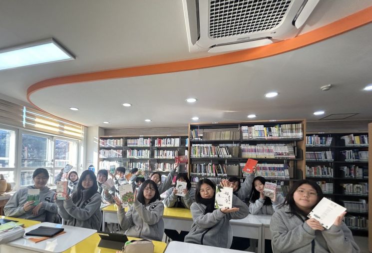 전교생 34명 수륜중, '교육감 인증제' 싹쓸이…경북 은장 인증자 60% 배출