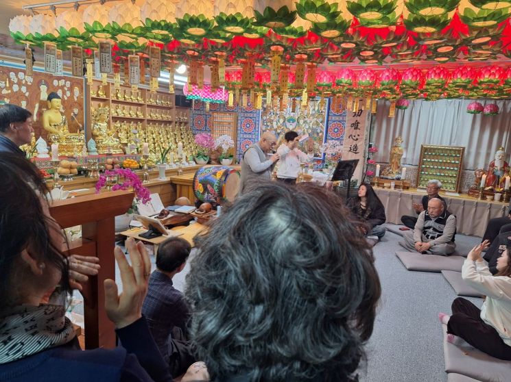 [현장]"애동지 속설보다 깊은 자비의 정"…대구 법륜사, 눈물과 선율로 채운 동지법회