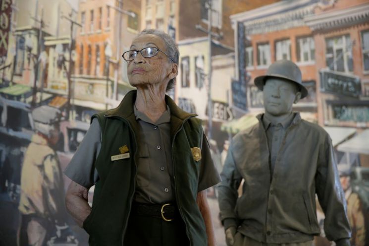 '보통의 삶이 위대한 역사' 들려준 美 국민 할머니 104세로 타계