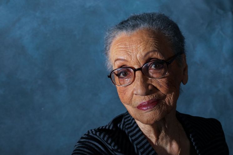 '보통의 삶이 위대한 역사' 들려준 美 국민 할머니 104세로 타계