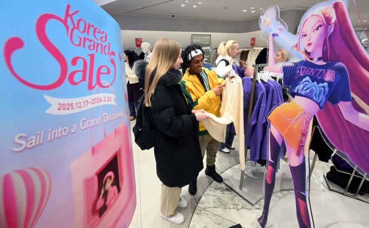 문체부 "올해 외래관광객 역대 최다 1870만명 예상"