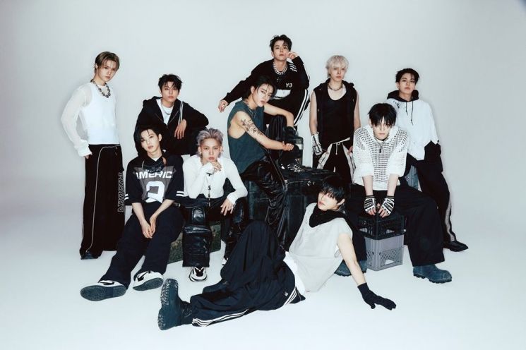 트레저, 한일 연말 가요제 출연…내년 2월 교세라 돔 공연