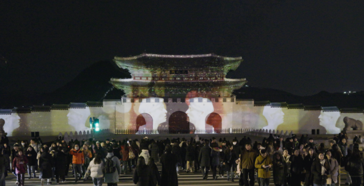 개막 10일 만에 137만 명… 빛과 소리로 숨쉬는 서울라이트 광화문, 연말 ‘빛축제’ 흥행 이어간다