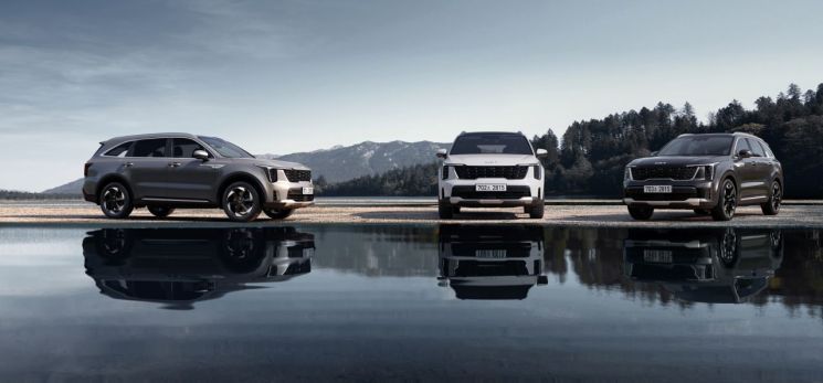 쏘렌토 2년 연속 국내 베스트셀링카…아반떼 '톱3' 유력