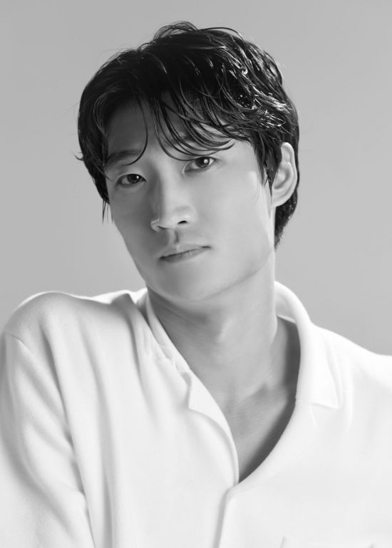 마린스키 수석무용수 김기민 韓 공연 확대…프레인글로벌과 전속 계약