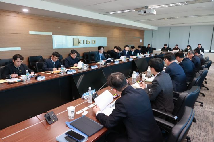 '불법 브로커' 신고하면 면책…중기부, 신고포상제 도입