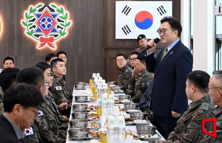 [포토] 우원식 의장, 108기계화보병대대 방문