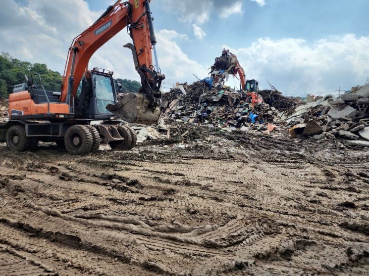 가평군, 여름철 수해 재난폐기물 6만7000여t 처리 완료