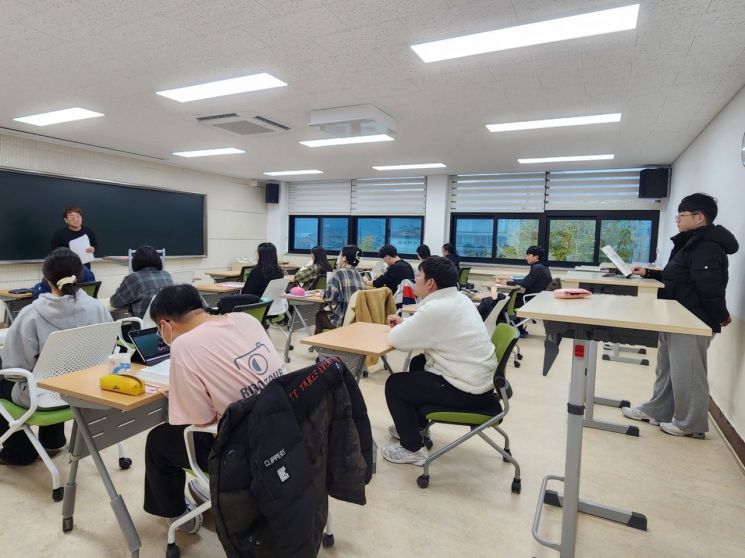정읍시 '청년취업시험 준비반' 수강생 모집