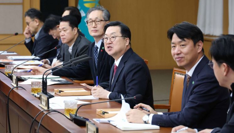 이장우 대전시장 "내년 예산 1월부터 바로 집행할 수 있도록 신속히 준비"