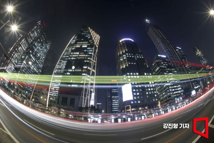 [포토] 2026 대한민국 대도약을 향해 '웃음의 빛' 밝힌 여의대로