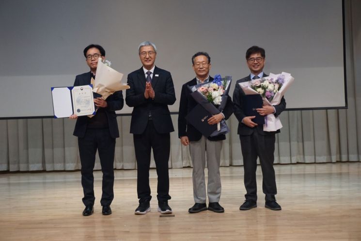 국립중앙도서관, 온라인 자료 납본 유공 기관 표창 