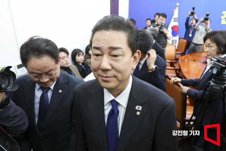 김병기 '구의원 금품 전달 의혹' 고발, 서울청 공공범죄수사대로 배당