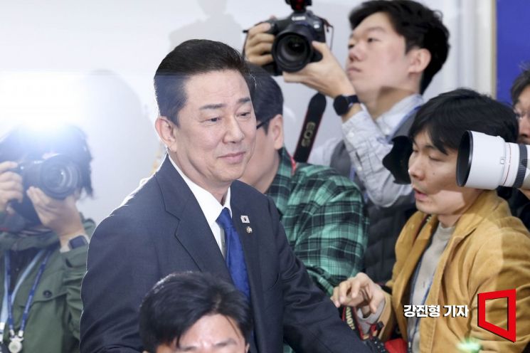 '김병기 의혹' 수렁에 빠진 민주당…"12일에도 결론 못 낼 가능성"