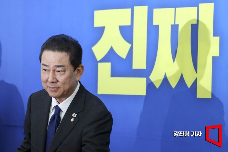 박지원 "김병기, 억울해도 자진 탈당해야…정청래, 잔인한 리더십 필요"