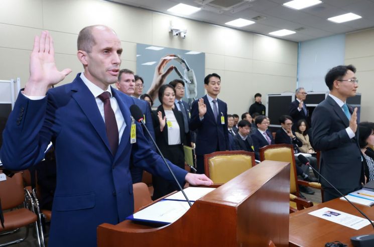 '산재 은폐 의혹'까지 소환…김범석 정조준, 쿠팡 전방위 압박