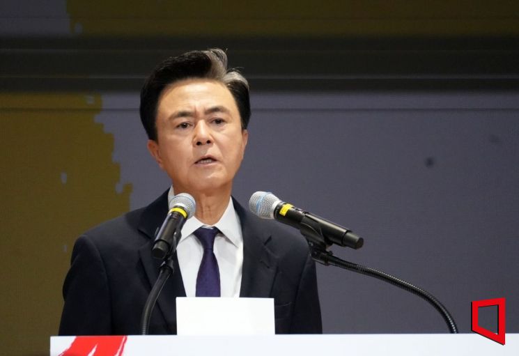 김태흠 "국민의힘, 계엄 앞에서 사과도 책임도 없었다"