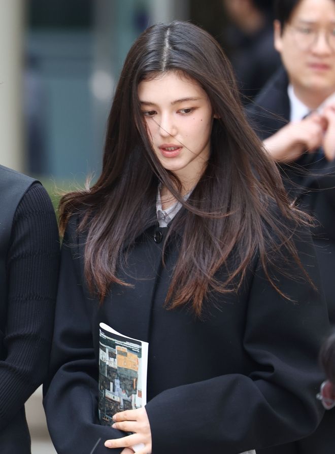 다니엘·민희진에 431억 손배소 한 어도어…"중대 책임 묻는다"