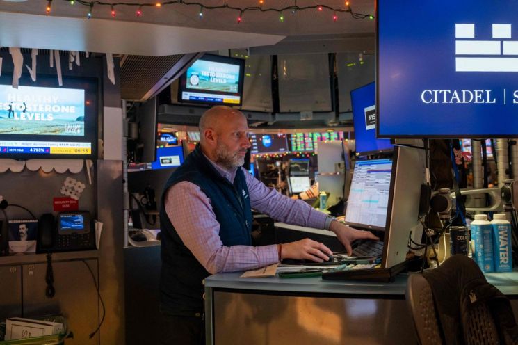 [뉴욕증시]사흘 연속 동반 하락…멀어지는 '산타 랠리'