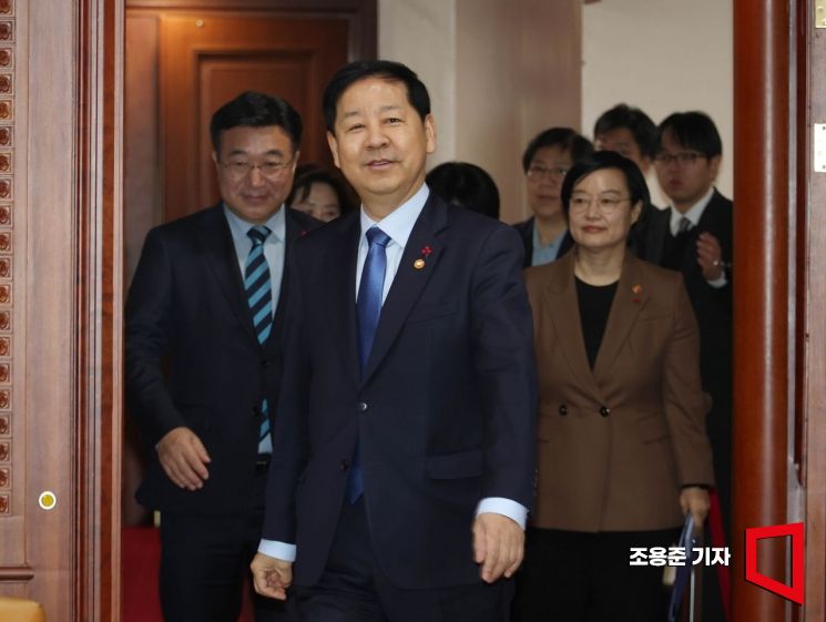 [신년사] 구윤철 "내년 잠재성장률 반등 원년…견고한 경제체제 구축"