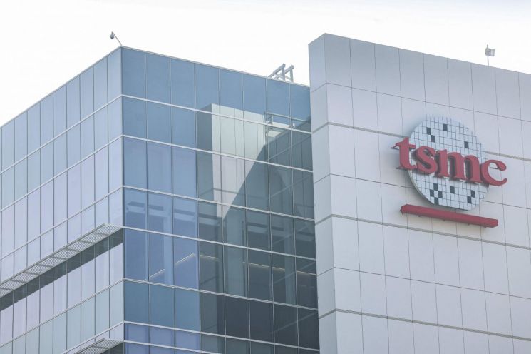 TSMC, 2나노 제품 양산 시작…내년 말 10만개