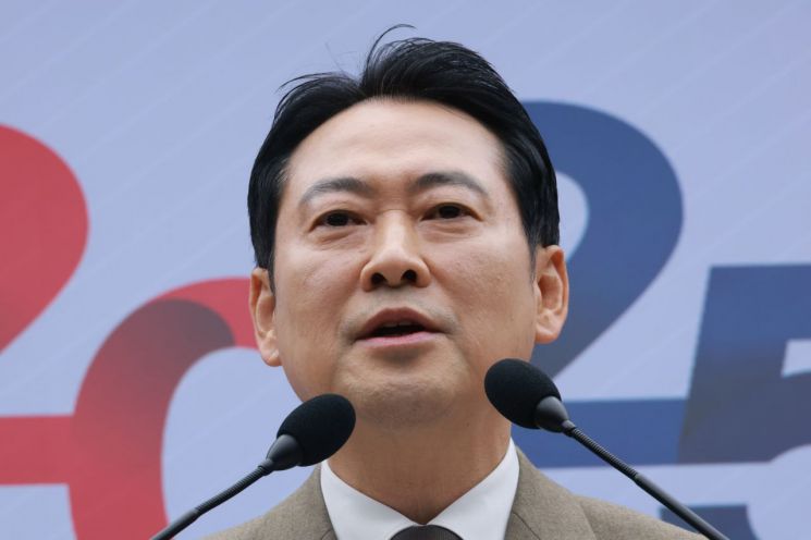 [신년사]장동혁 "뼈 깎는 각오로 뛸 것…자유민주주의·법치 수호"