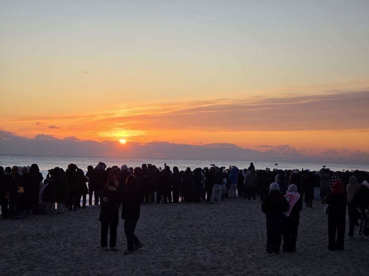 새해 첫 일출로 하나 된 울진… 2026년 해맞이 행사 성료